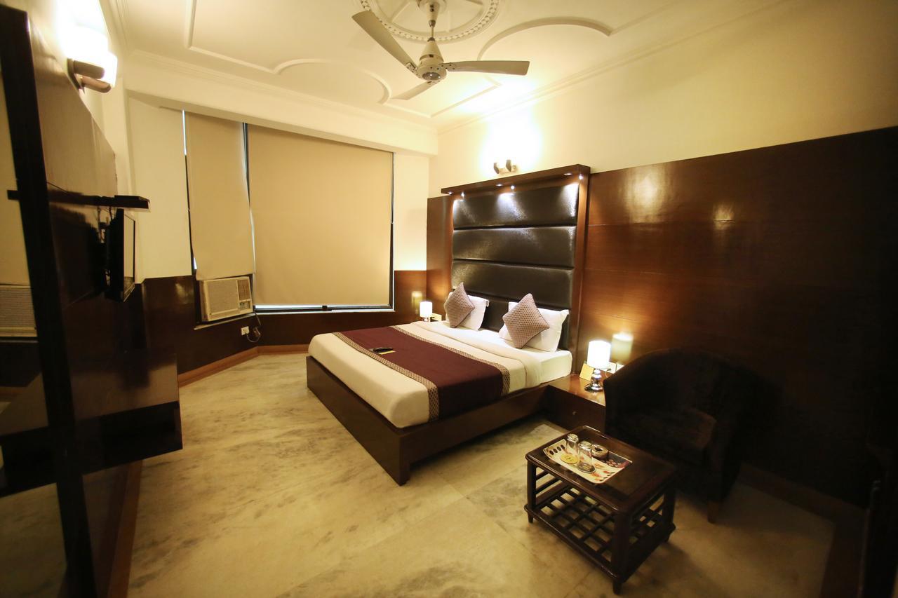 Hotel Aero Star Near Delhi Airport Új-Delhi Kültér fotó