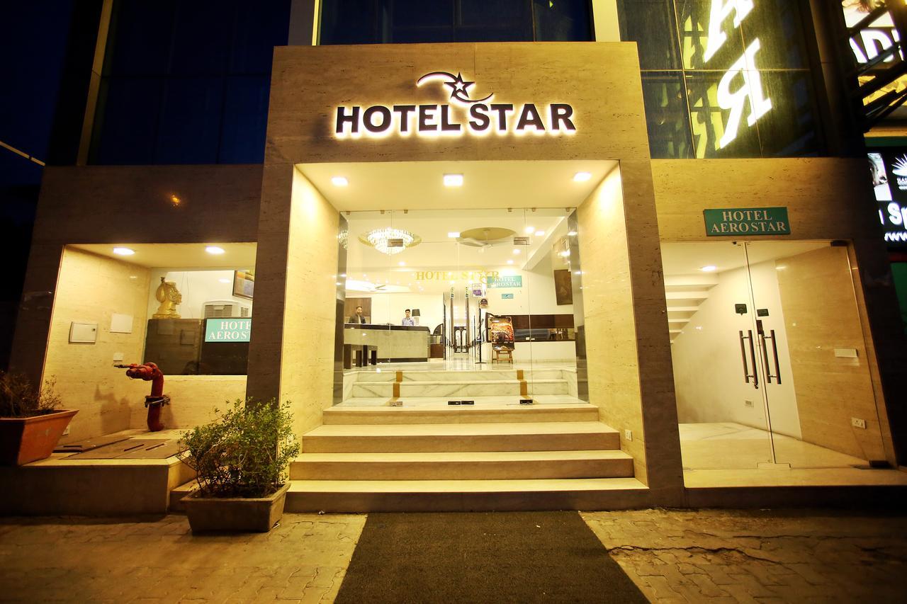 Hotel Aero Star Near Delhi Airport Új-Delhi Kültér fotó