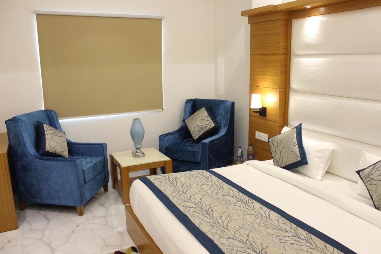 Hotel Aero Star Near Delhi Airport Új-Delhi Kültér fotó