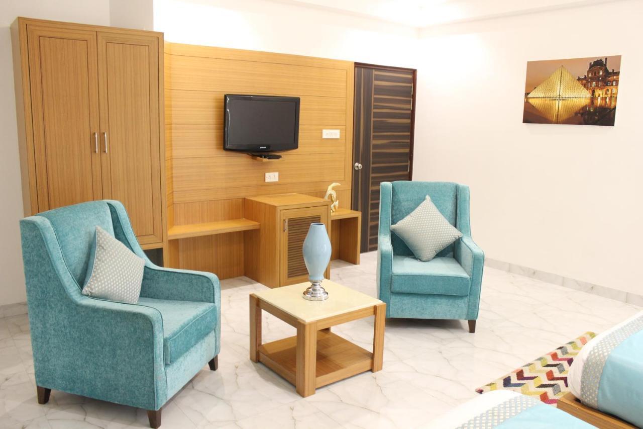 Hotel Aero Star Near Delhi Airport Új-Delhi Kültér fotó