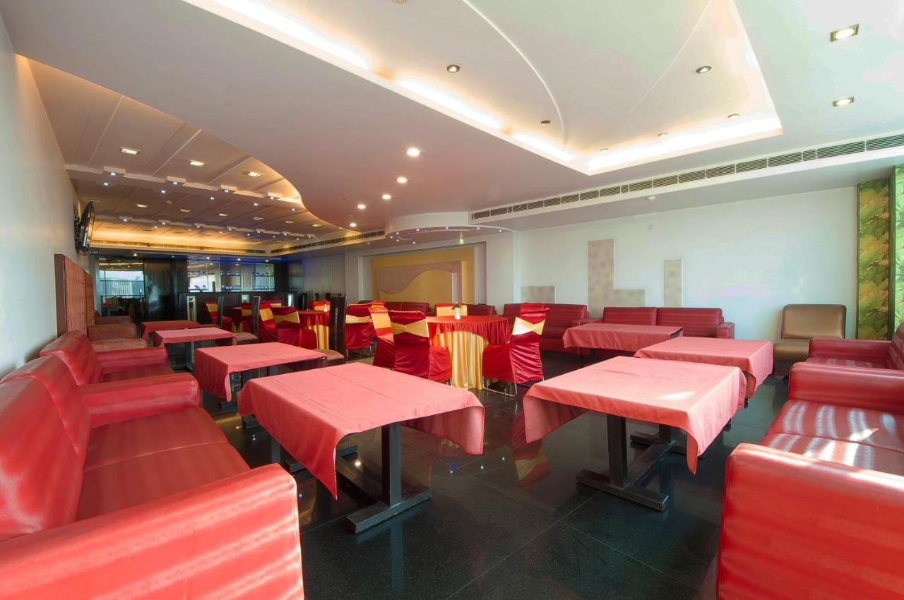 Hotel Aero Star Near Delhi Airport Új-Delhi Kültér fotó